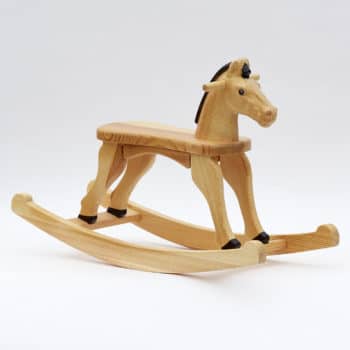 Dřevěný houpací koník lakovaný